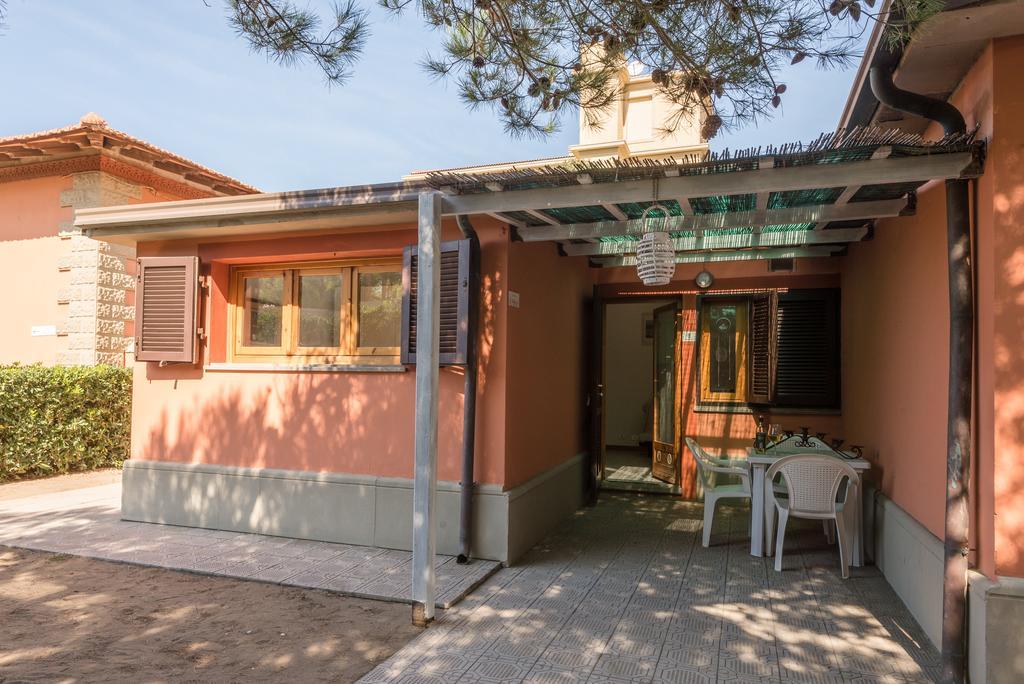 Villa Emilia Marina di Castagneto Carducci Exteriör bild