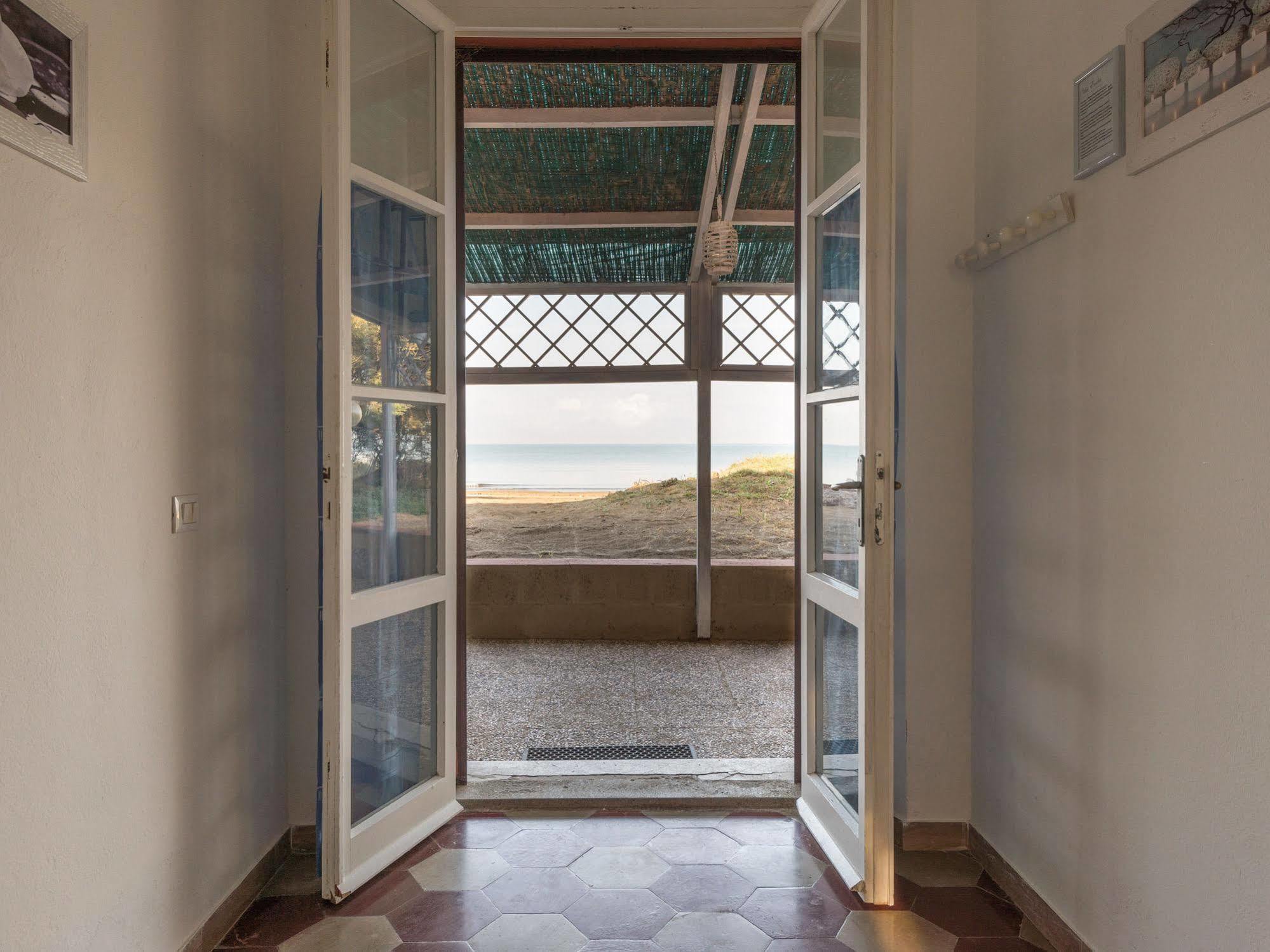 Villa Emilia Marina di Castagneto Carducci Exteriör bild